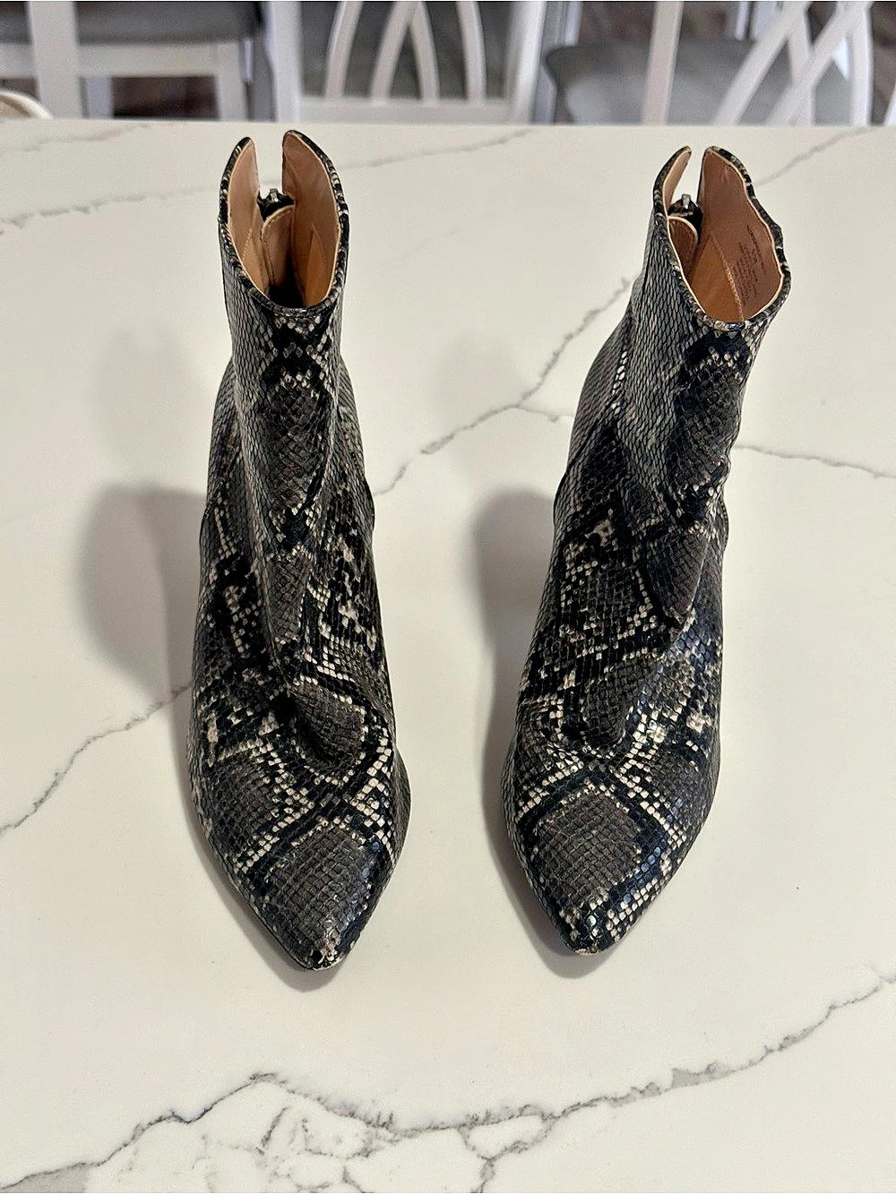 Steve Madden Women's Retrograde snake-print block-heel ankle booties size 9.5 - Picture 2 of 6